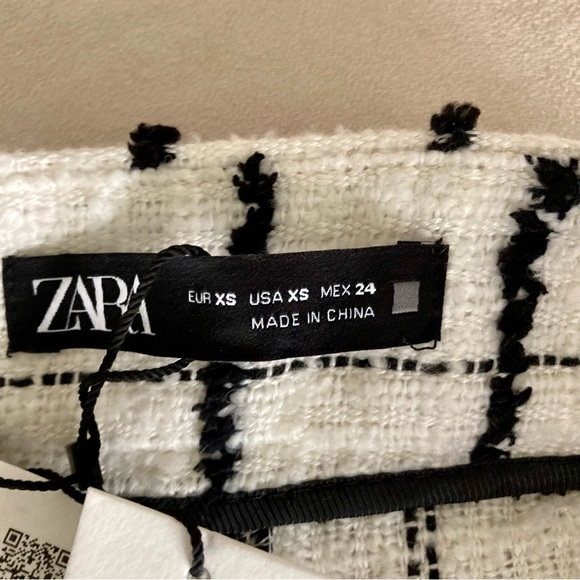 ZARA Tweed Black and White Window Pane High Waist Shorts NWT - Picture 7 of 9